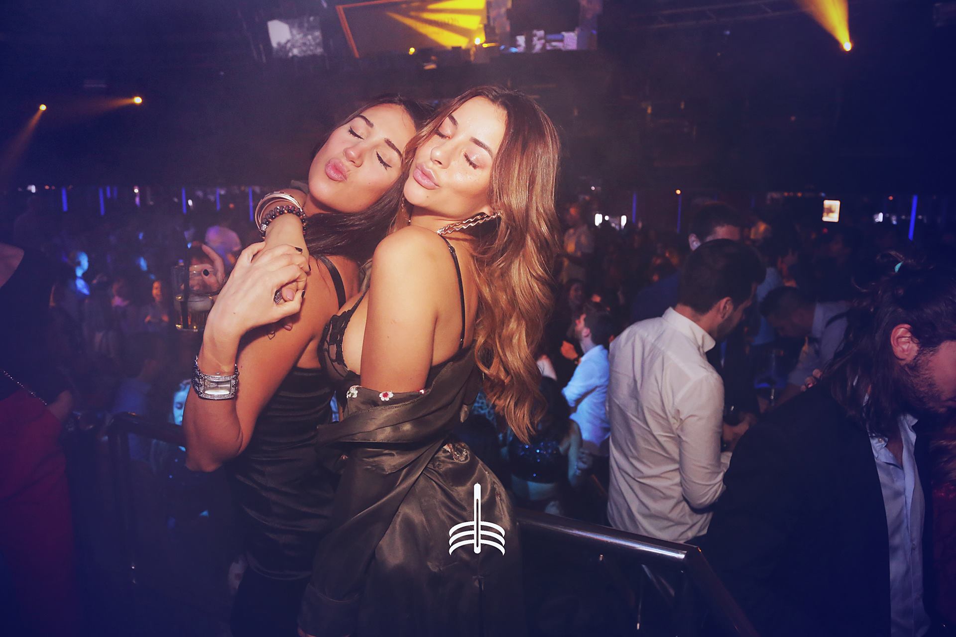 Teatro Barceló mesa vip Discoteca Teatro Barceló Madrid